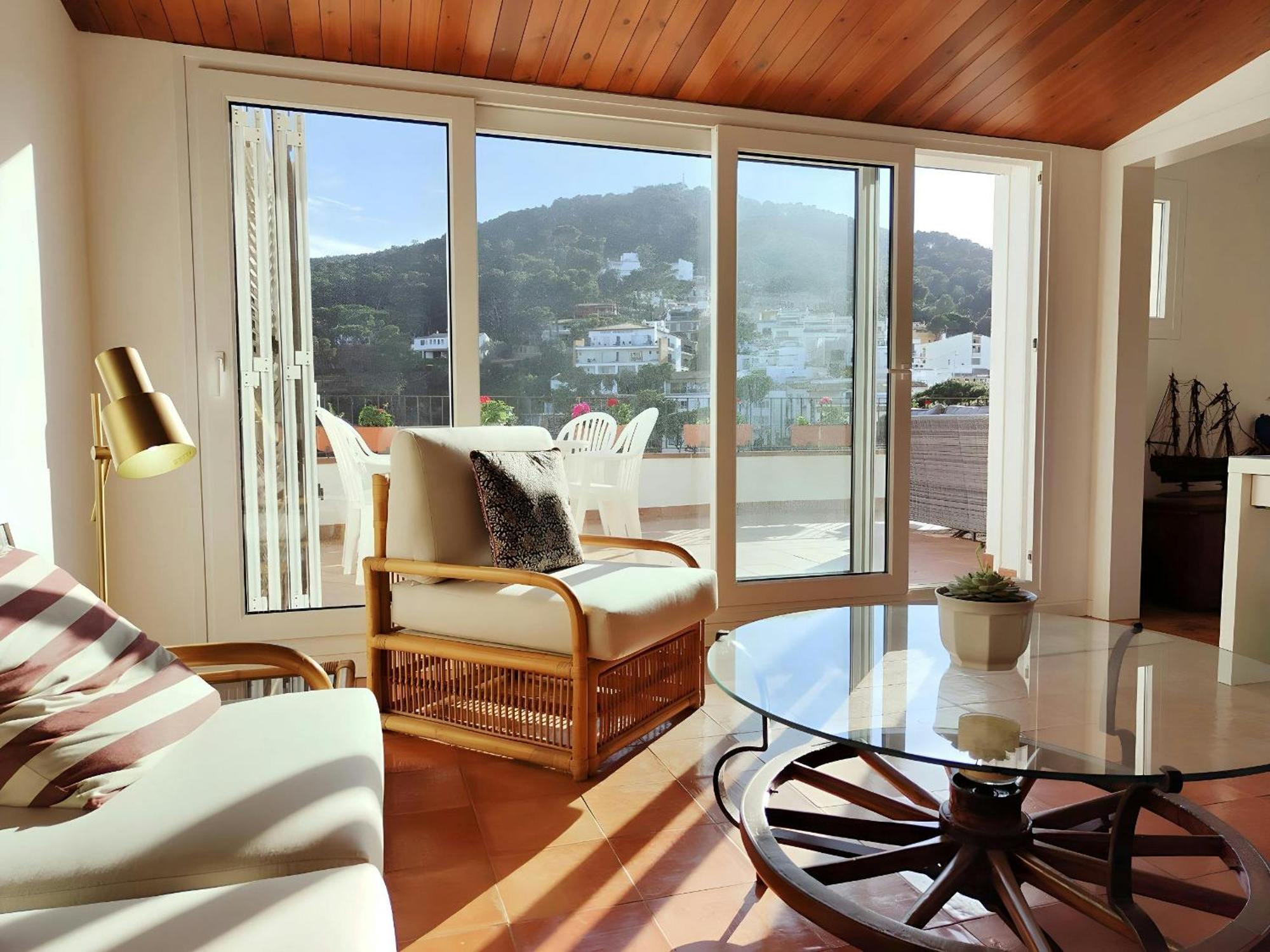 Tamariu Platja - Penthouse On Passeig Del Mar. Apartment Luaran gambar